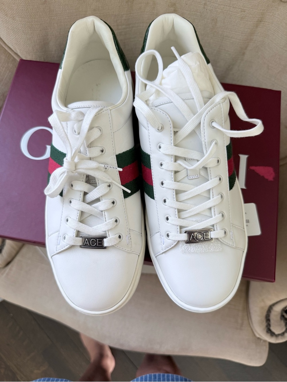 Gucci White Leather Sneakers with Red & Green Web